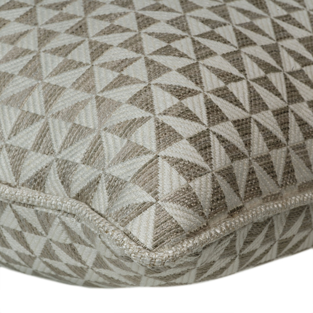 Bruton Cushion